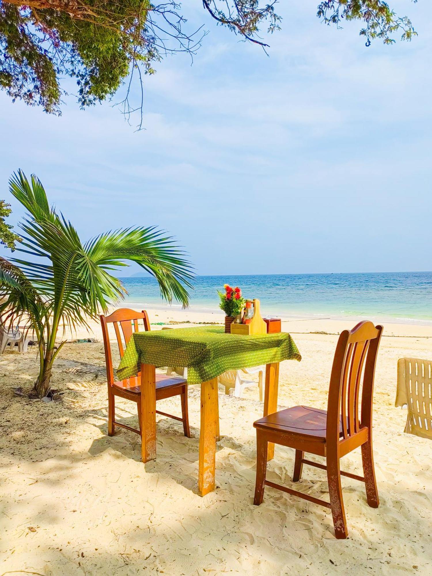 Phi Phi Private Beach Resort Exterior photo