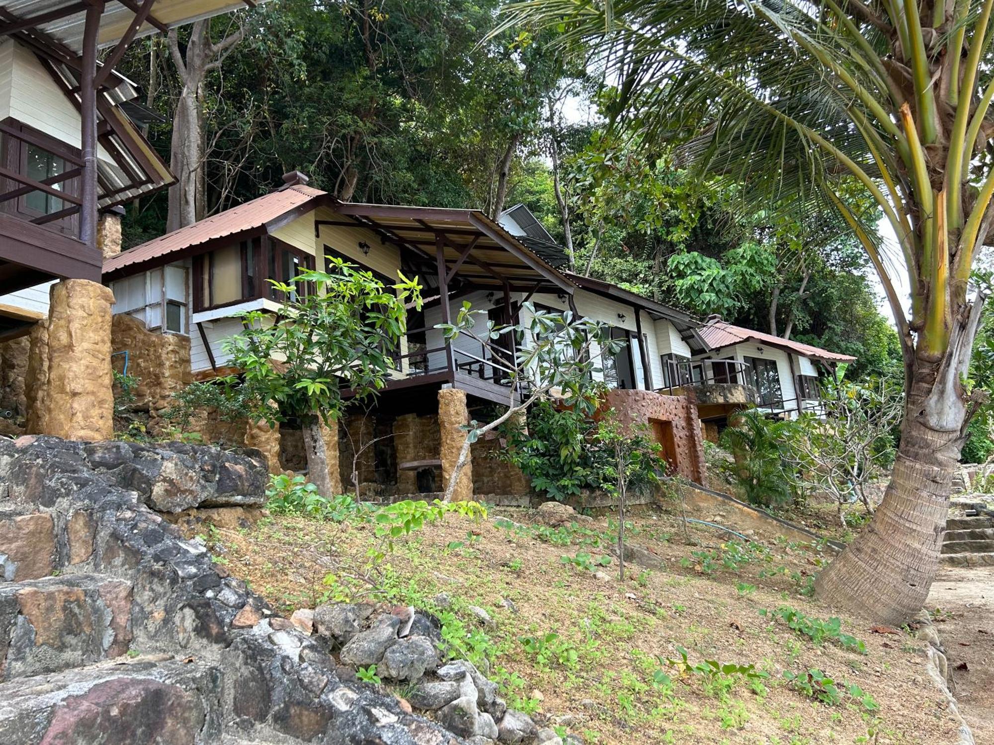 Phi Phi Private Beach Resort Exterior photo